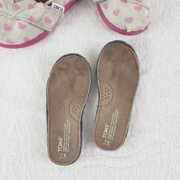 Toms Slip-on Flats Kids 5T Alpargata Pink Heart Pattern Taupe Background - Picture 9 of 10